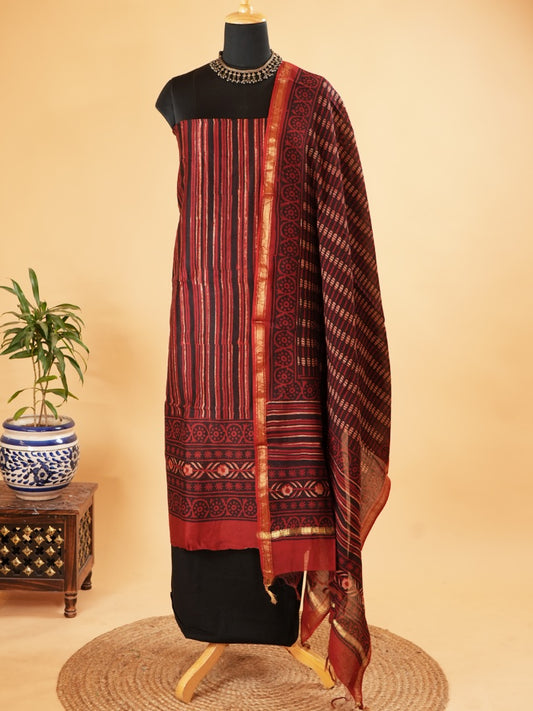 Maroon Maheshwari Silk Suit Set With Printed Vertical Stripes
