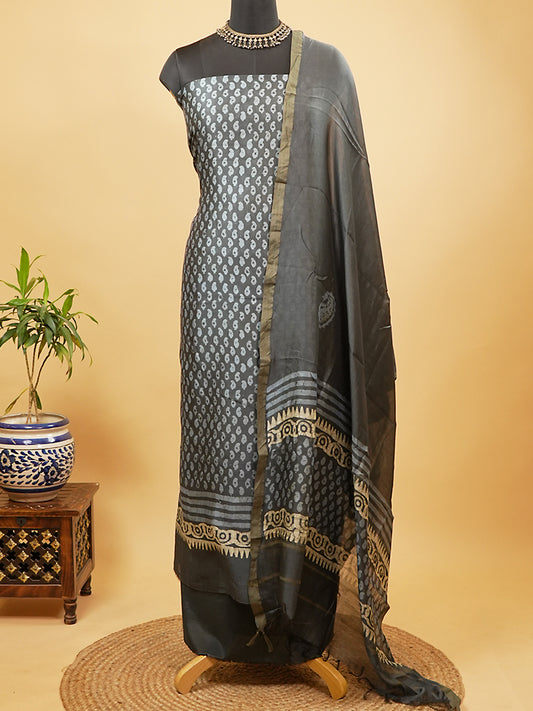 Charcoal Grey Maheshwari Silk Suit Set